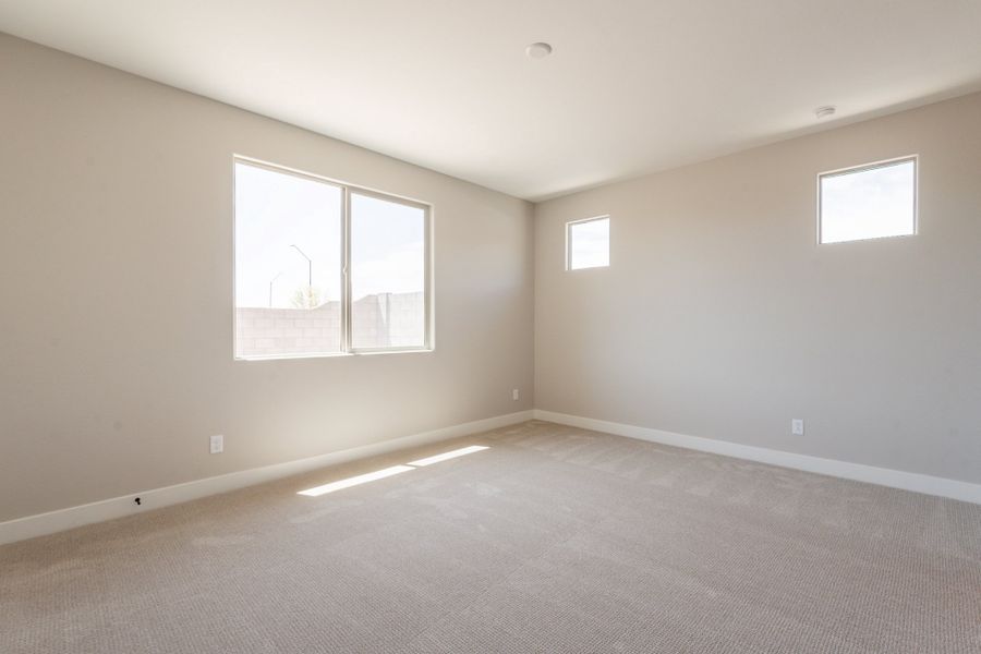 Representative unfurnished interior of a home built from the Larkspur by DRB Homes in The Villas at Mystic, Peoria (Image 23).