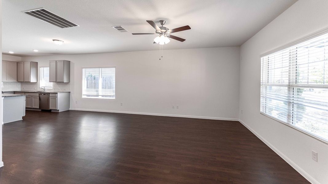 Spacious, unfurnished interior of a new home in Brooklands, Hutto (Image 18).