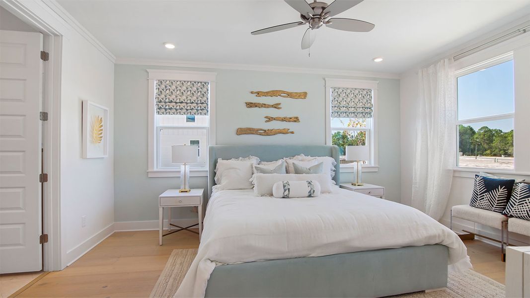 Representative furnished interior of a home built from the Brayden by D.R. Horton in Parkside, Santa Rosa Beach (Image 20).