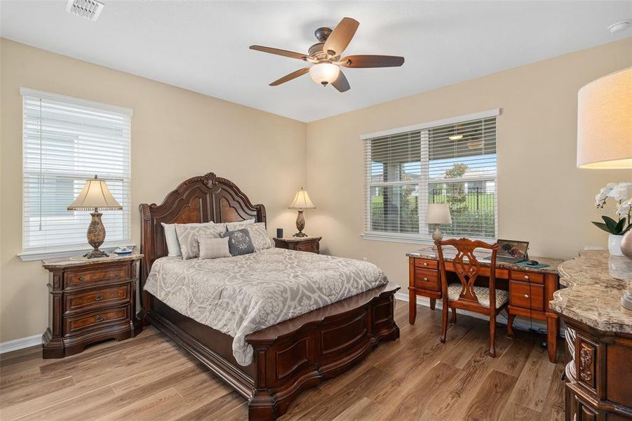 Furnished interior view inside a new home in Del Webb Minneola, Minneola (Image 17).