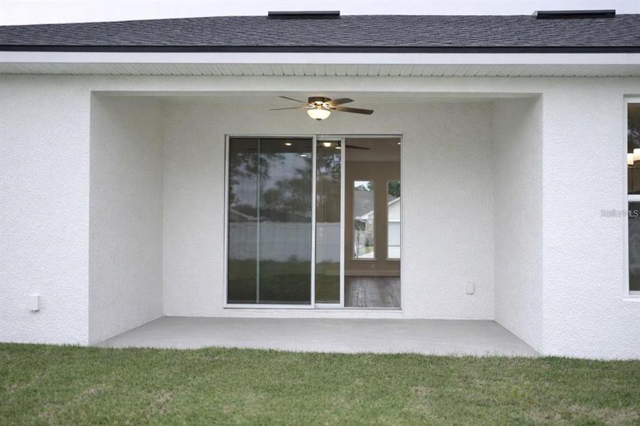 Exterior details and patio area of a home in , Palm Coast (Image 24).