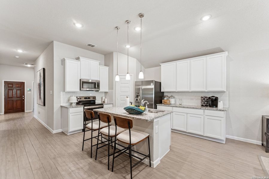 Furnished interior view inside a new home in Cinco Lakes, San Antonio (Image 28).