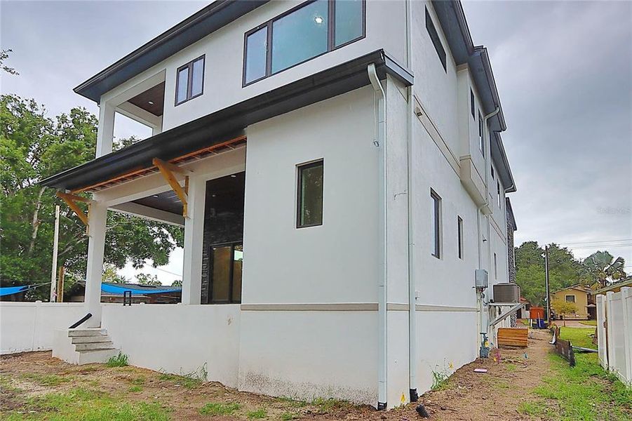 Exterior details and patio area of a home in , Tampa (Image 26).