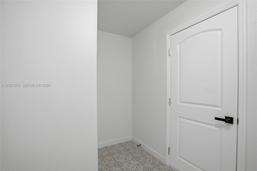 Spacious, unfurnished interior of a new home in , Avon Park (Image 33). Spacious, unfurnished interior of a new home in , Avon Park (Image 33).