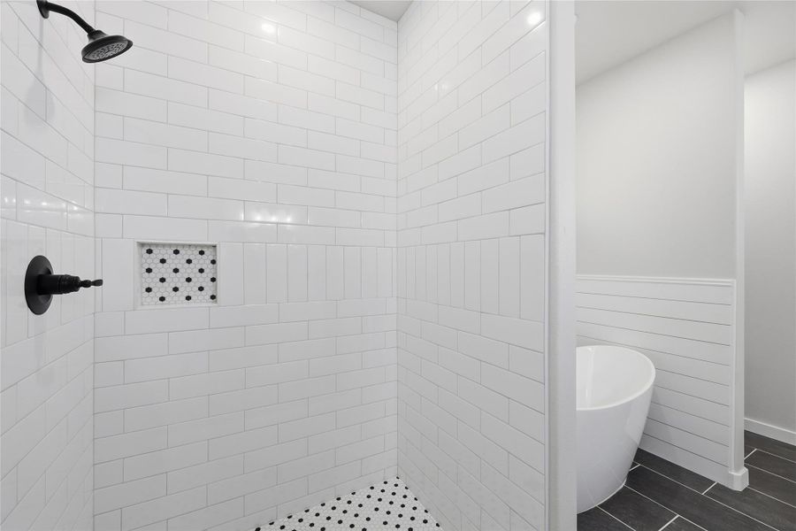 Close-up of interior finishes inside a home in , Brookeland (Image 13).