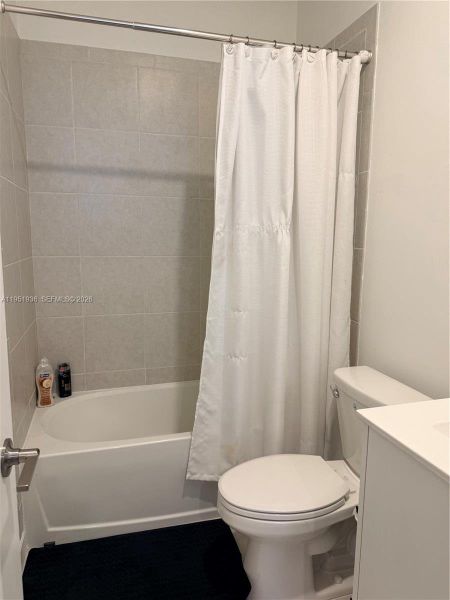 Furnished interior view inside a new home in , Homestead (Image 12).