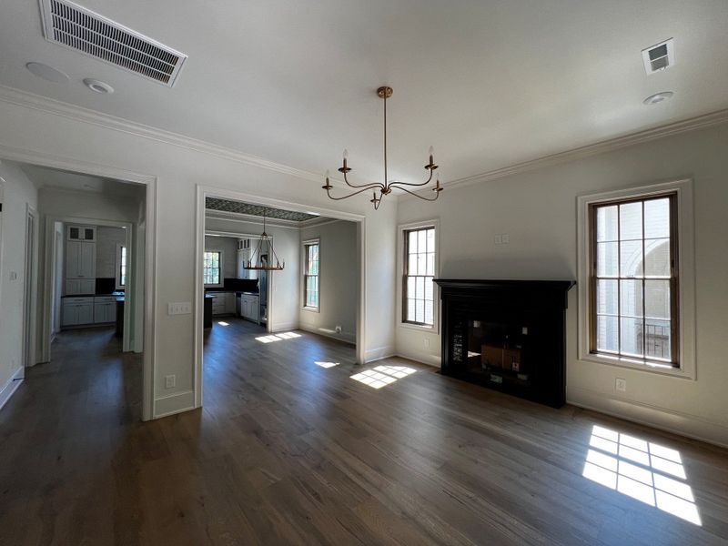 Spacious, unfurnished interior of a new home in Pinecrest, Durham (Image 6).