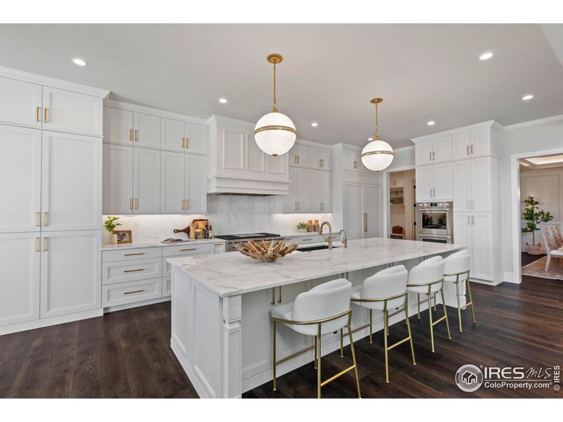 Milarc cabinetry, soft close throughout