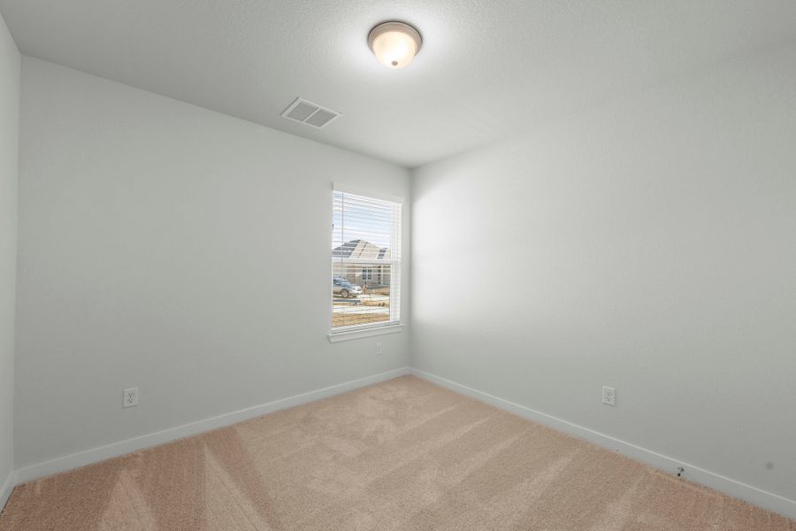 Spacious, unfurnished interior of a new home in South Pointe, Temple (Image 10).