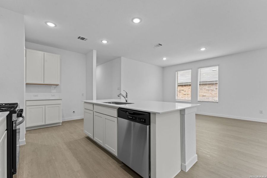 Furnished interior view inside a new home in Grace Valley, Marion (Image 9).