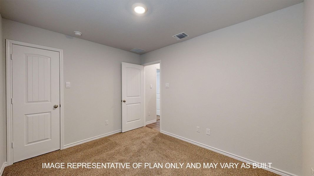 Spacious, unfurnished interior of a new home in Three Creeks - Colt Creek, Belton (Image 29).