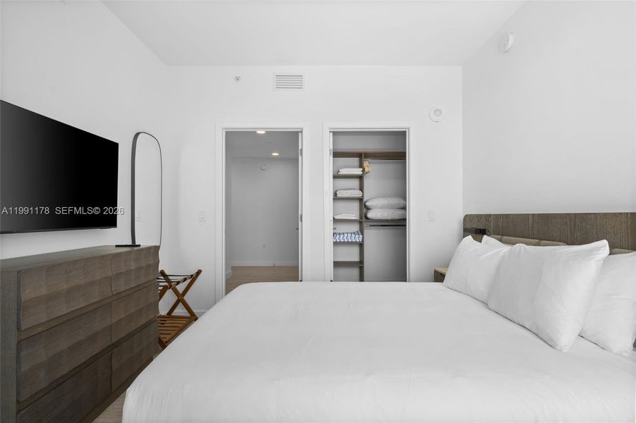 Furnished interior view inside a new home in 72 Park, Miami Beach (Image 33).