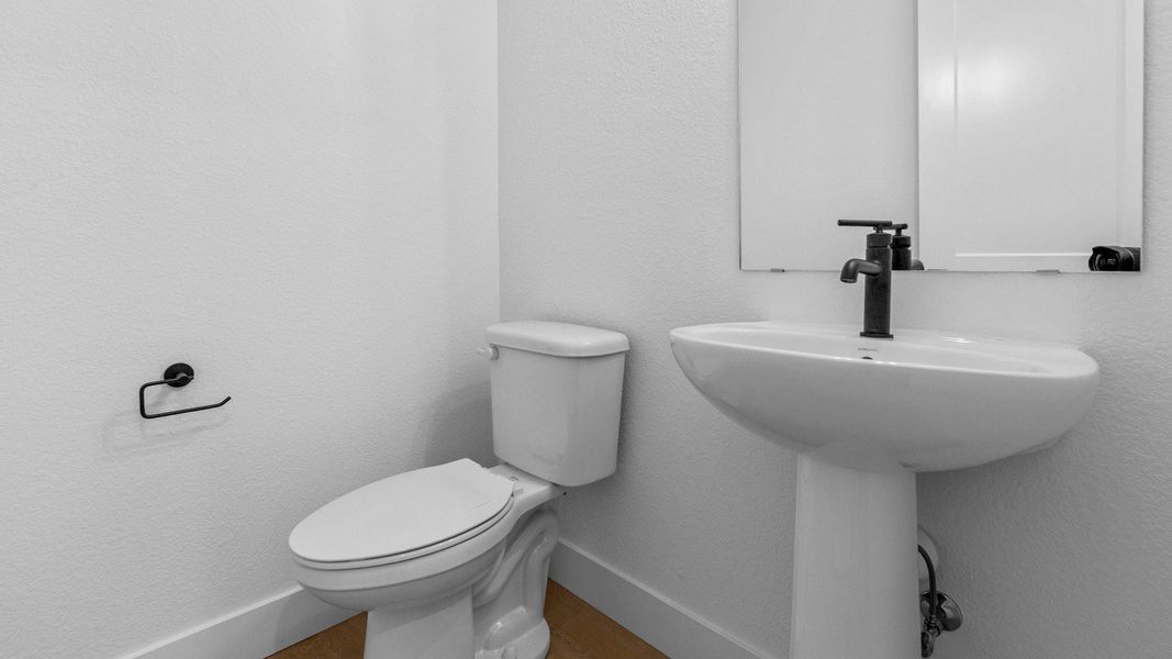 Furnished interior view inside a new home in Montaine, Castle Rock (Image 7). Furnished interior view inside a new home in Montaine, Castle Rock (Image 7).