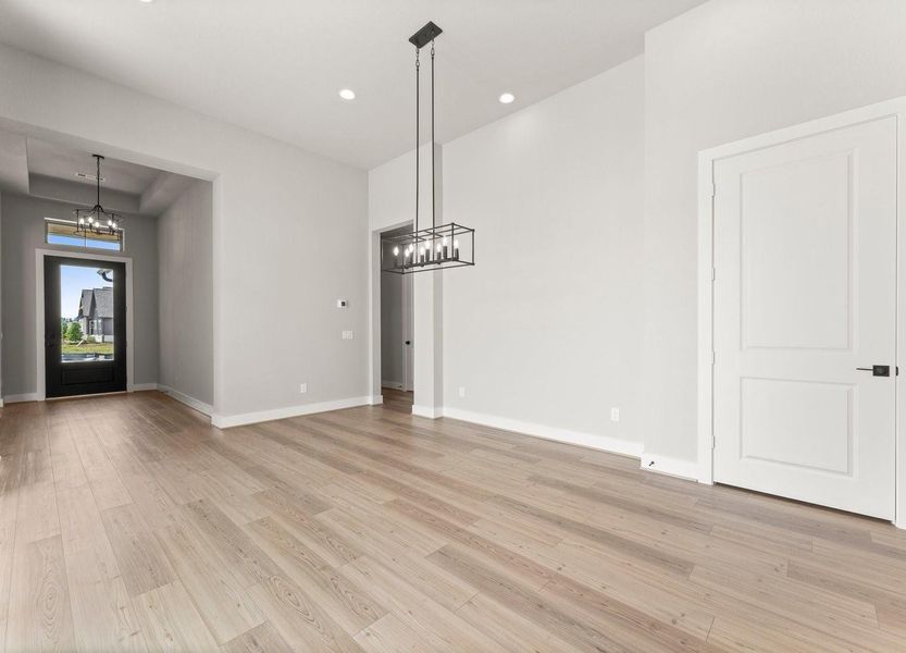 Spacious, unfurnished interior of a new home in , Fulshear (Image 17). Spacious, unfurnished interior of a new home in , Fulshear (Image 17).