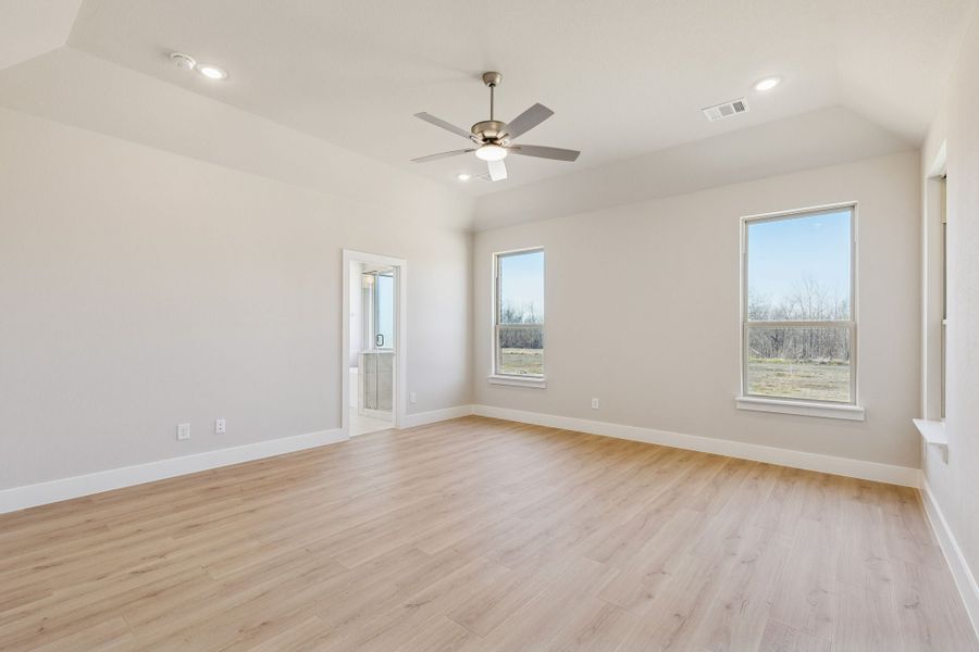 Representative unfurnished interior of a home built from the Halsted by Centre Living Homes in Ellis Ranch Estates, Waxahachie (Image 25).