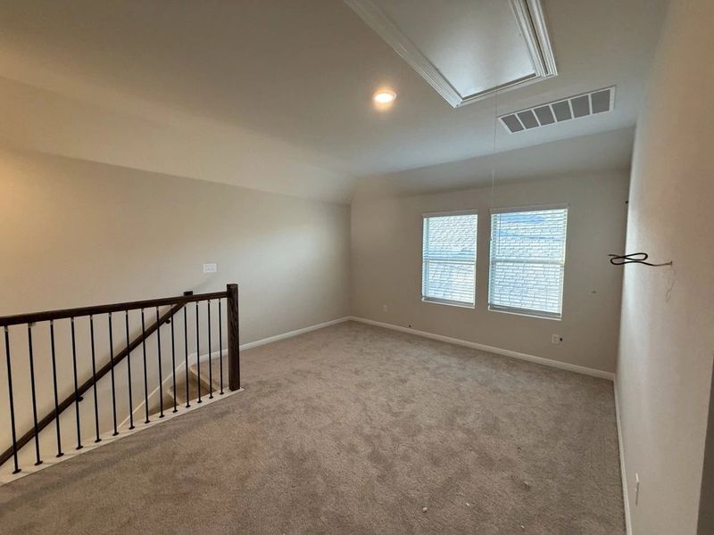 Spacious, unfurnished interior of a new home in The Cottages at La Cima, San Marcos (Image 19).