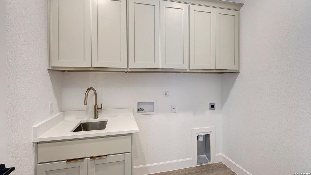 Furnished interior view inside a new home in The Dominion, San Antonio (Image 15).