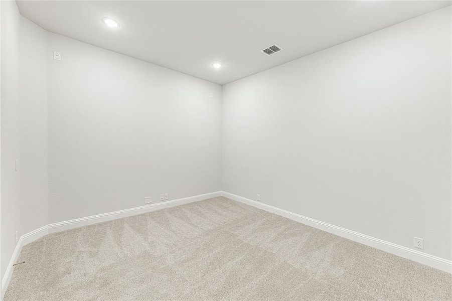 Spacious, unfurnished interior of a new home in Somerset Classic 70s & 80s, Mansfield (Image 23). Spacious, unfurnished interior of a new home in Somerset Classic 70s & 80s, Mansfield (Image 23).