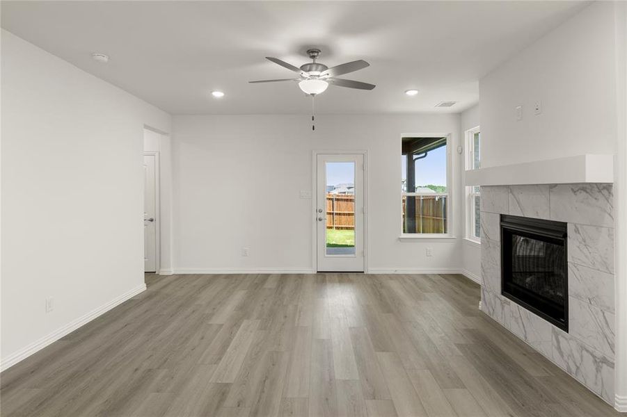 Spacious, unfurnished interior of a new home in Edgewater, Fate (Image 27). Spacious, unfurnished interior of a new home in Edgewater, Fate (Image 27).