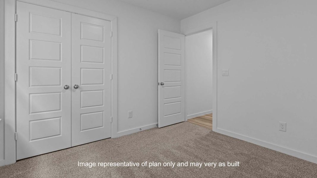 Spacious, unfurnished interior of a new home in Terra Vista, Lubbock (Image 14).