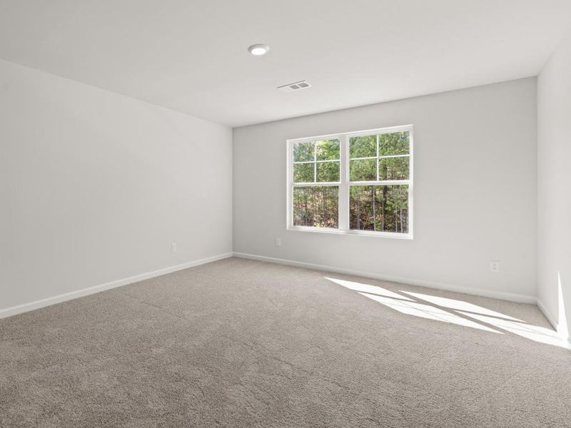 Spacious, unfurnished interior of a new home in Parkside at Carter Grove, Cartersville (Image 30).