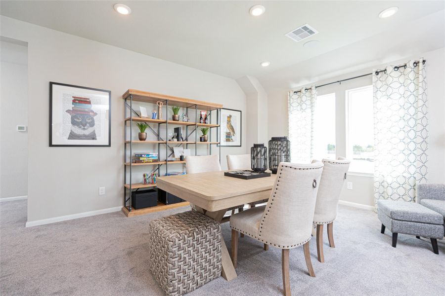 Furnished interior view inside a new home in , Conroe (Image 12).