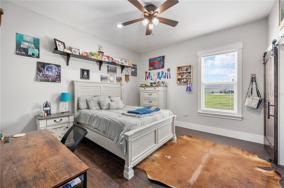Furnished interior view inside a new home in , Lakeland (Image 7).