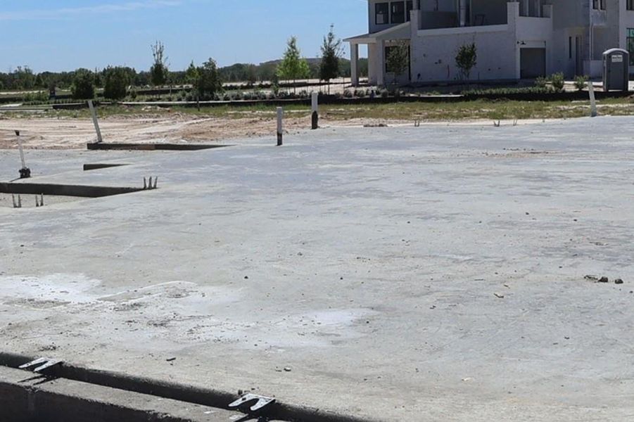 Every foundation at DWH is engineered and it’s inspected three times! We do not do “batch” testing. Rest easy knowing your foundation comes with a 10 year warranty. Every foundation at DWH is engineered and it’s inspected three times! We do not do “batch” testing. Rest easy knowing your foundation comes with a 10 year warranty.