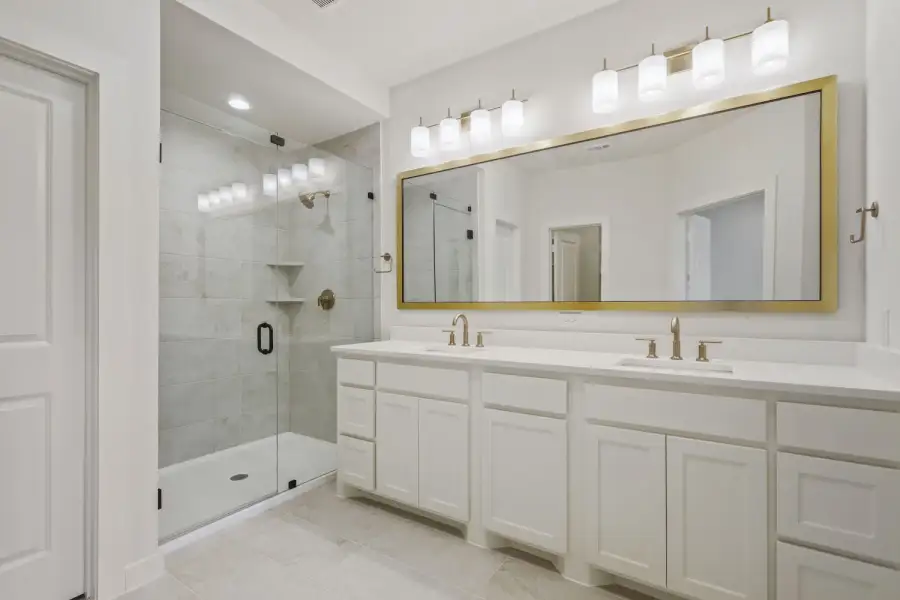 3160 Sir River - Primary Bathroom