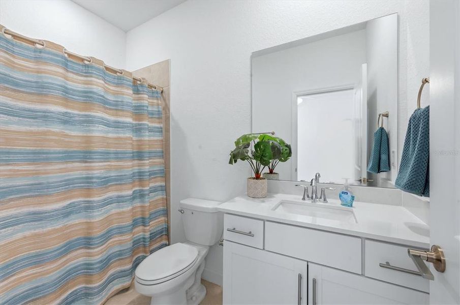 Furnished interior view inside a new home in , Englewood (Image 15).