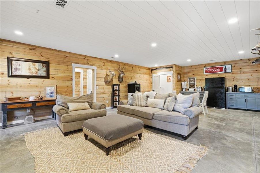 Furnished interior view inside a new home in , Talking Rock (Image 22).