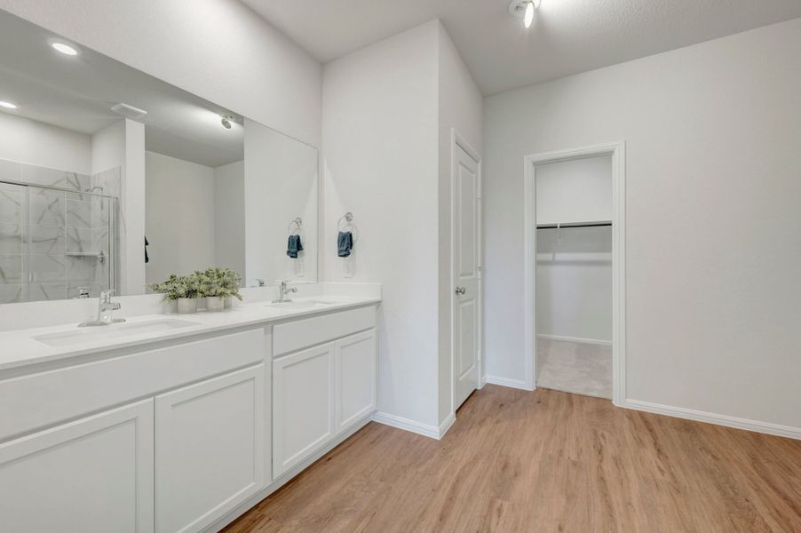 Owners Bathroom