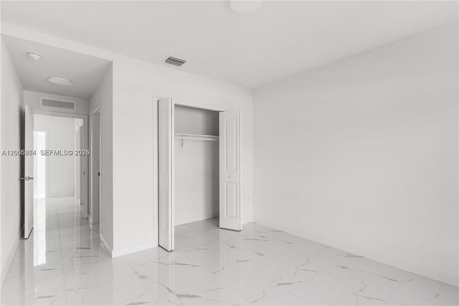 Spacious, unfurnished interior of a new home in , Homestead (Image 16).