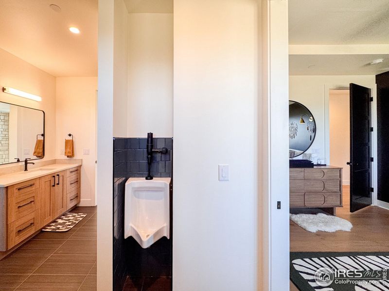 Furnished interior view inside a new home in , Longmont (Image 2).