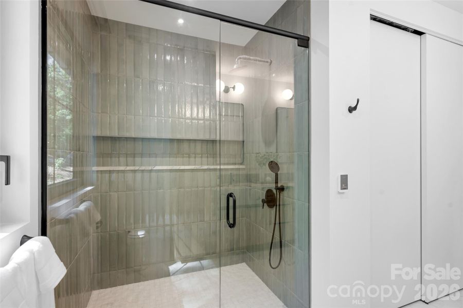 Close-up of interior finishes inside a home in , Lake Toxaway (Image 19). Close-up of interior finishes inside a home in , Lake Toxaway (Image 19).