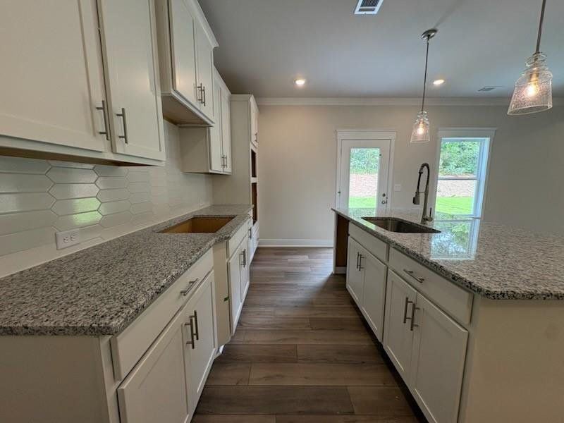 Furnished interior view inside a new home in Greenefield, Cartersville (Image 7).