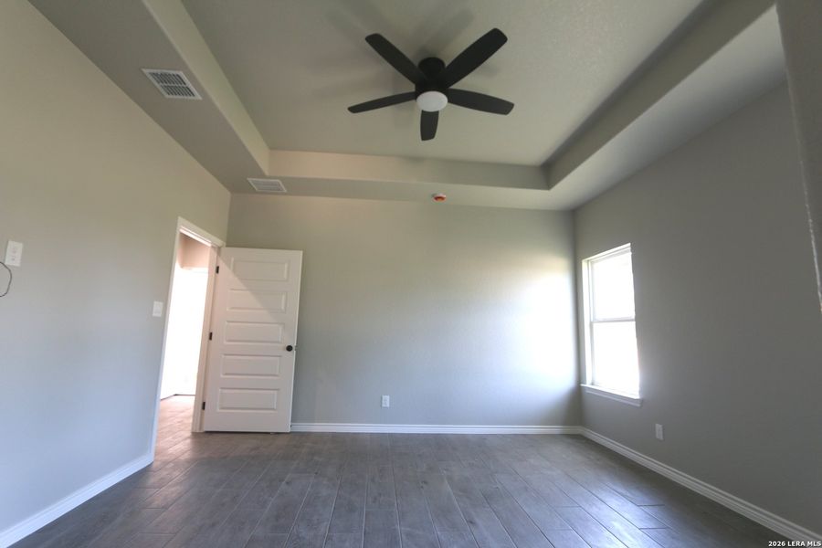 Spacious, unfurnished interior of a new home in , La Vernia (Image 13). Spacious, unfurnished interior of a new home in , La Vernia (Image 13).