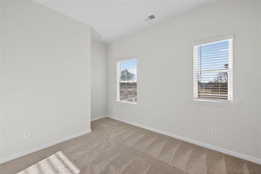 Spacious, unfurnished interior of a new home in Franklin Manor, Lawrenceville (Image 42).