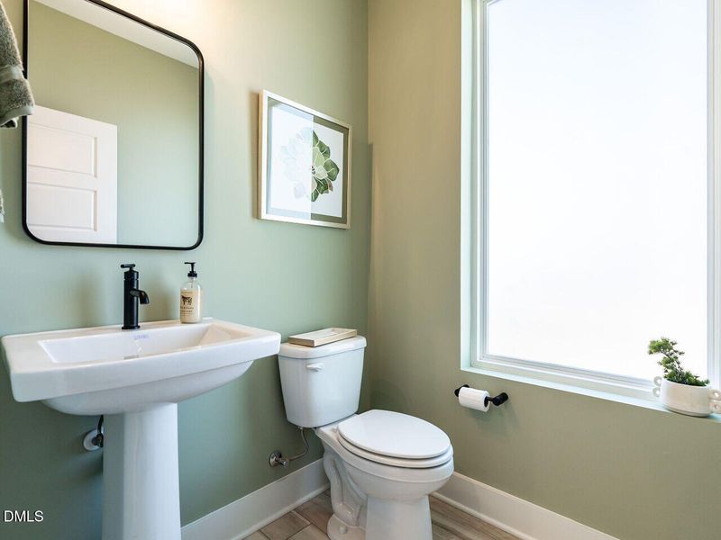 025-1280x960-powder-room