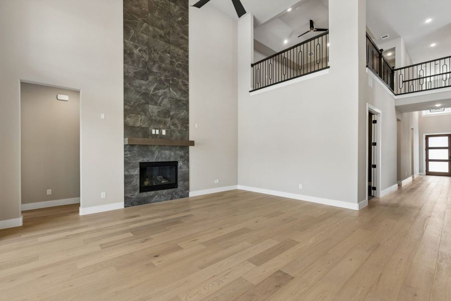Spacious, unfurnished interior of a new home in Mosaic – 70′ Lots, Prosper (Image 25).