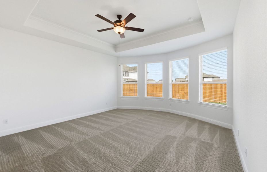 Spacious, unfurnished interior of a new home in Santa Rita Ranch, Liberty Hill (Image 56).