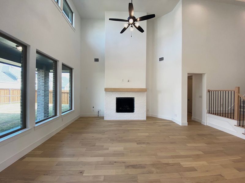 Representative unfurnished interior of a home built from the Ames - SH 5254 by Shaddock Homes in Grand Oaks at Green Meadows - 60', Celina (Image 18). Representative unfurnished interior of a home built from the Ames - SH 5254 by Shaddock Homes in Grand Oaks at Green Meadows - 60', Celina (Image 18).