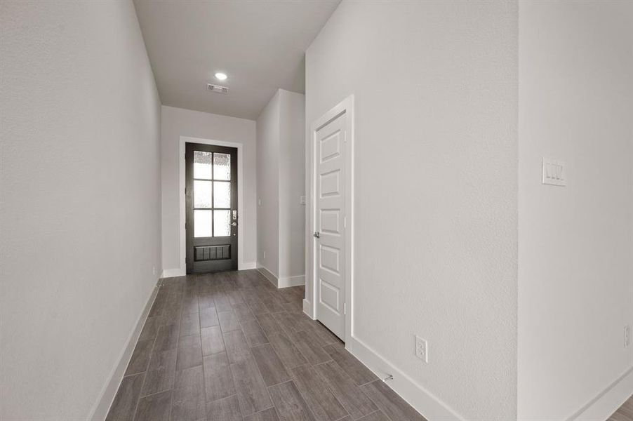 Spacious, unfurnished interior of a new home in Saddleback Estates, Boyd (Image 16). Spacious, unfurnished interior of a new home in Saddleback Estates, Boyd (Image 16).
