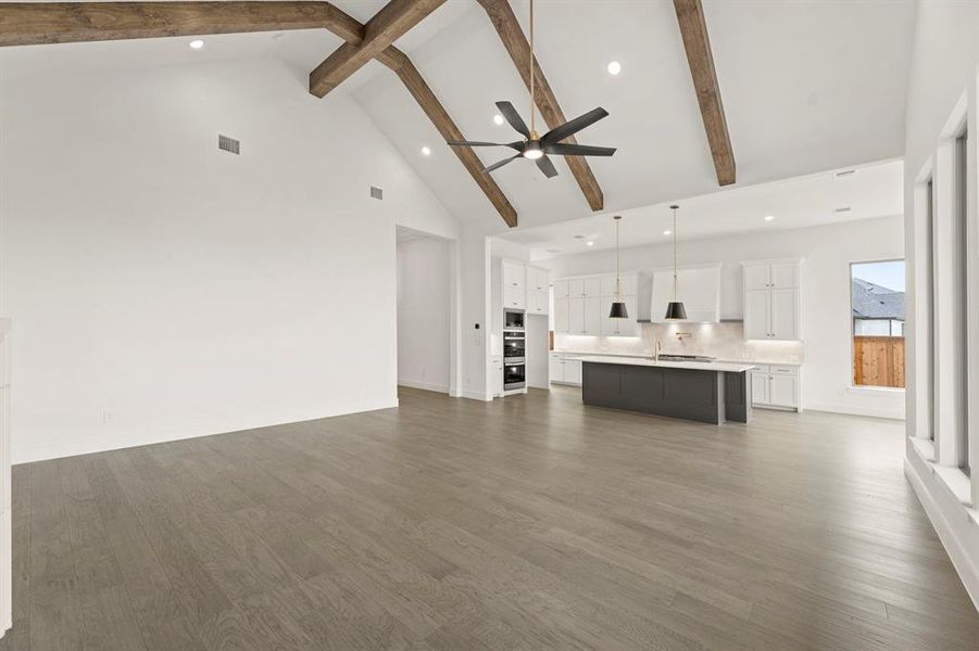 17. 4416 Meander - Family (2)