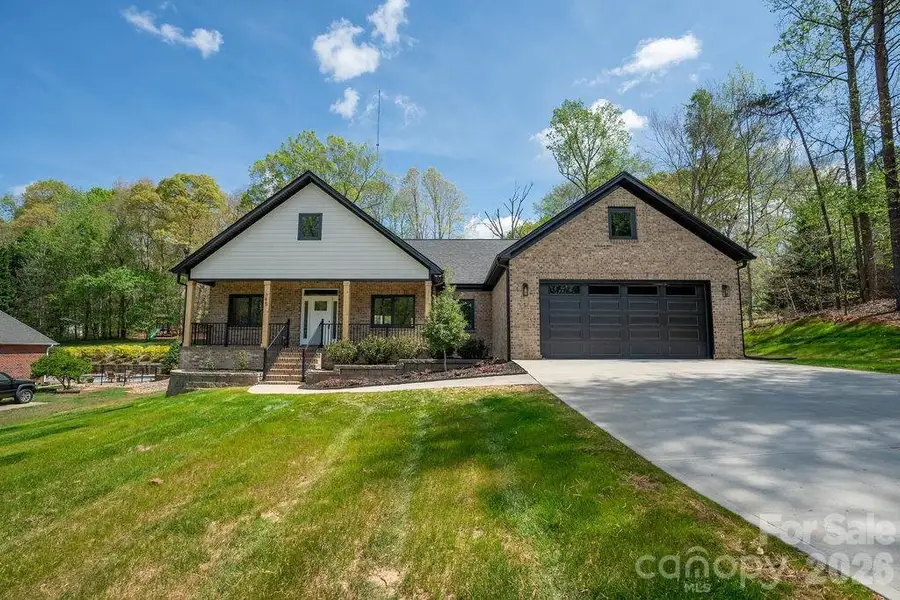 Front exterior of a new home in , Dallas, NC, highlighting curb appeal (Image 20). Front exterior of a new home in , Dallas, NC, highlighting curb appeal (Image 20).