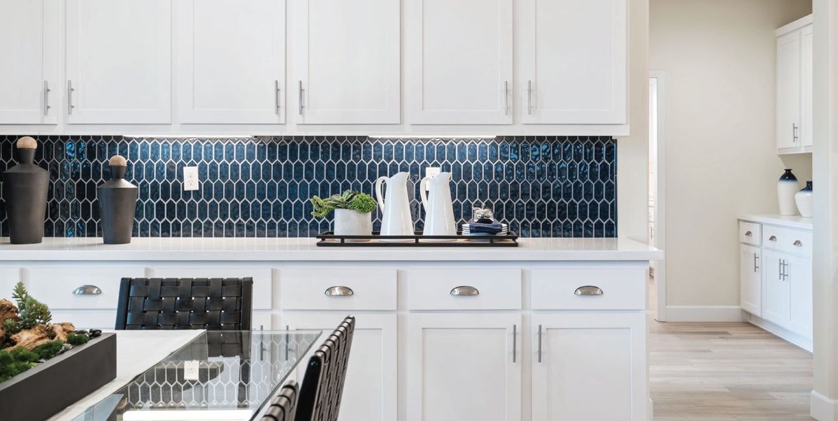 1440x724 Sycamore-Dining-Cabs