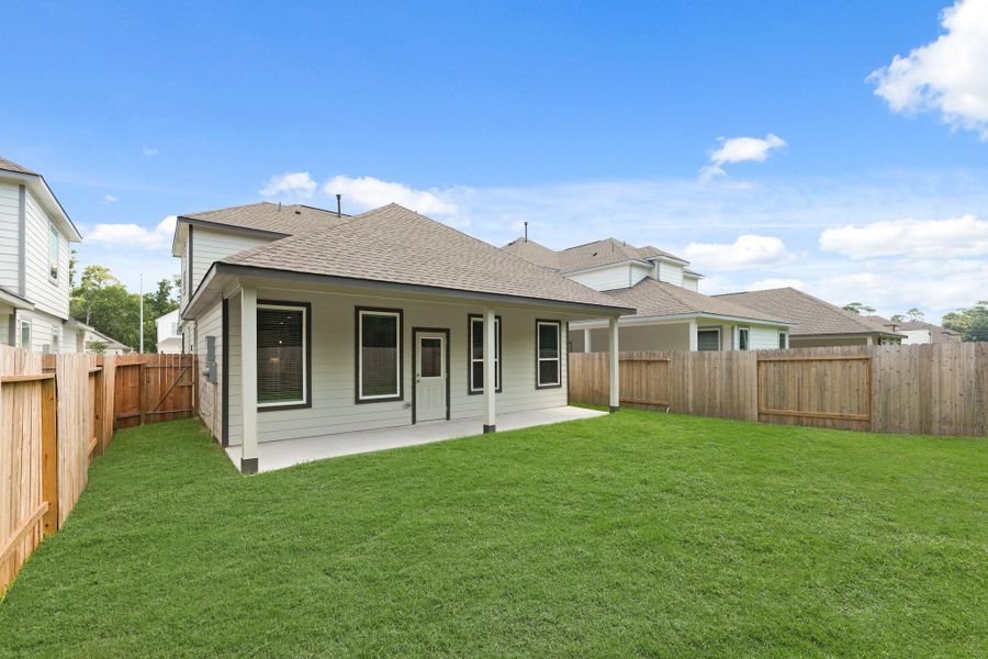 Front exterior of a new home in Cypresswood Landing, Humble, TX, highlighting curb appeal (Image 18). Front exterior of a new home in Cypresswood Landing, Humble, TX, highlighting curb appeal (Image 18).