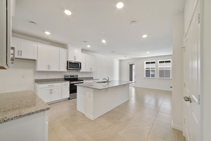 Furnished interior view inside a new home in Aulin Square, Oviedo (Image 10).