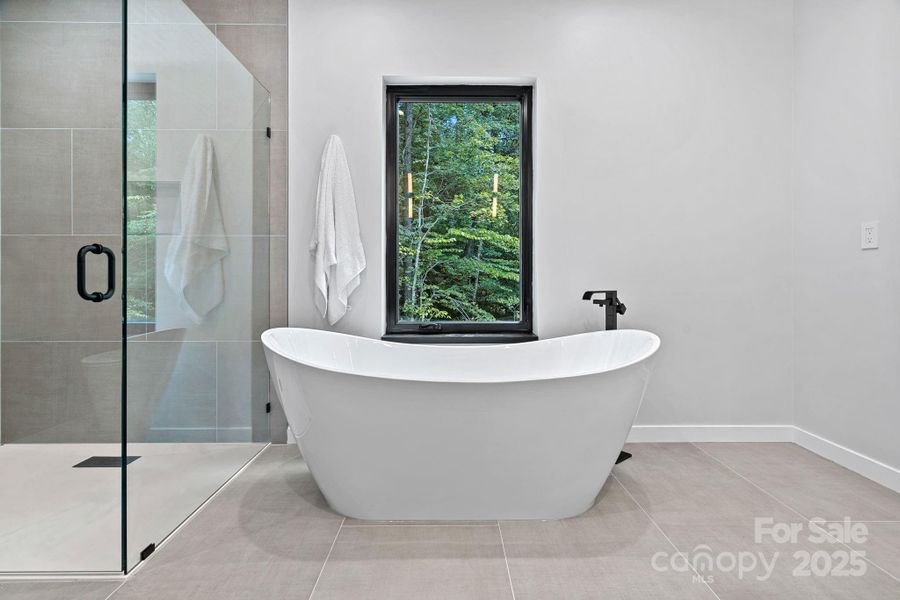 Furnished interior view inside a new home in , Charlotte (Image 6).