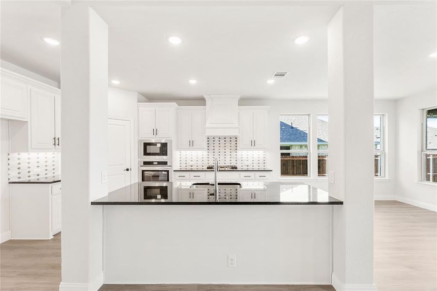 Furnished interior view inside a new home in Maplewood, Glenn Heights (Image 19). Furnished interior view inside a new home in Maplewood, Glenn Heights (Image 19).